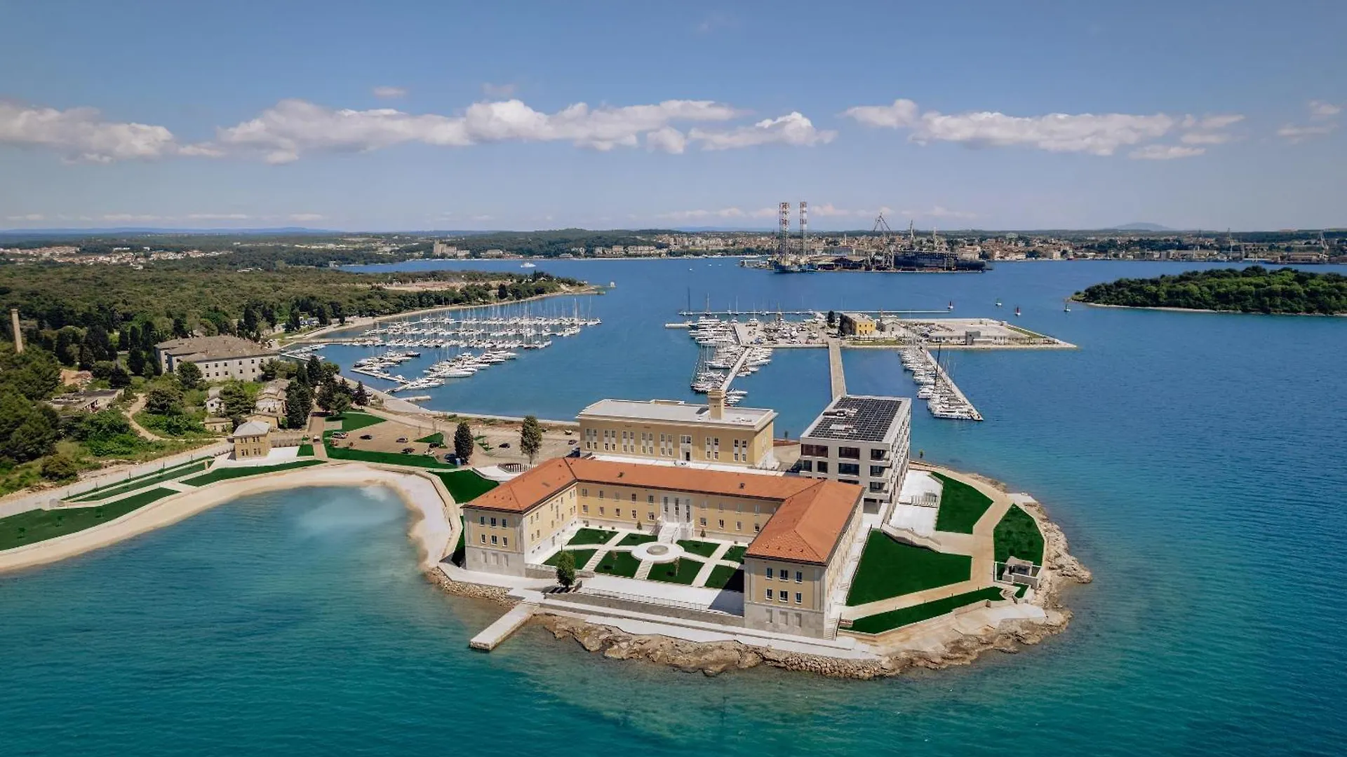 Monumenti Heritage Hotel&Resort Pula Croácia