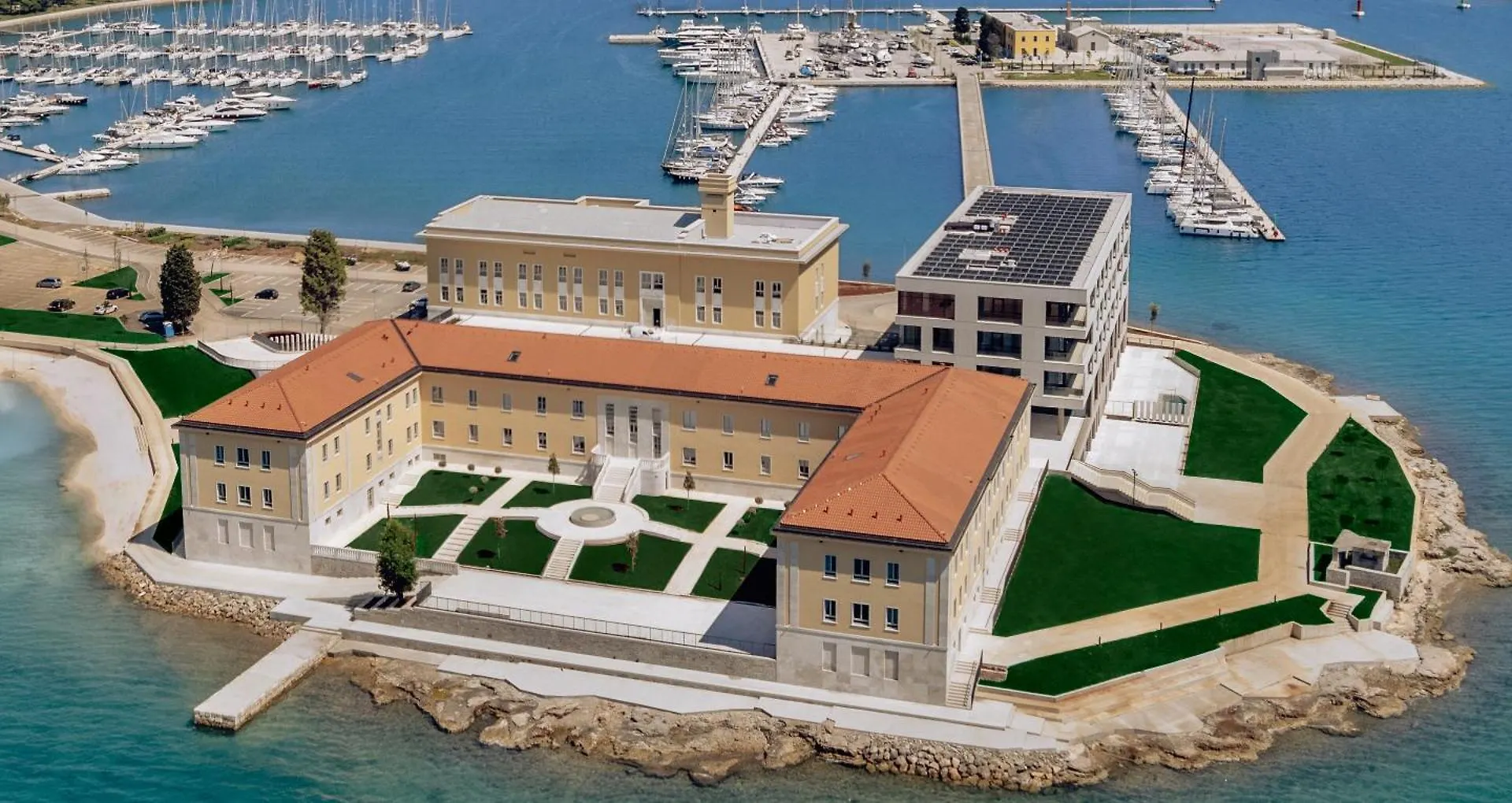 Monumenti Heritage Hotel&Resort contacts
